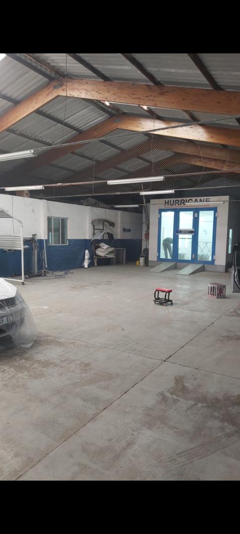 To Let commercial Property for Rent in North End Eastern Cape